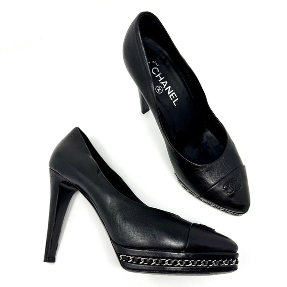 CHANEL Shoes - CHANEL Cap Toe Interlocking CC Chain-Trim Platform Pumps - Black Leather size 40